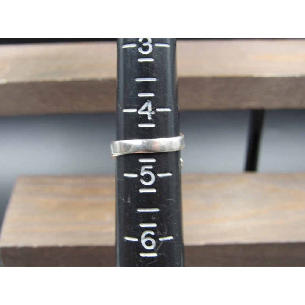 Size 4.5 Sterling Silver Diamond Cut Heart Love Band Ring - Picture 5 of 7